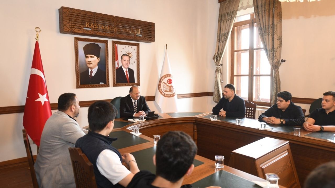 Kas Der Sultanbeyli Şubesi Vali Dallı İle Buluştu (2)