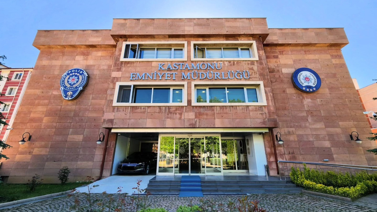 Kastamonu Emniyeti'nden Vatandaşa Uyarı Buna Mesajlara Dikkat Edin!