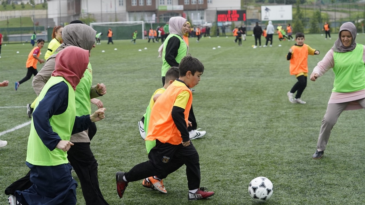 Kastamonu Gol Pası Annelerden (1)