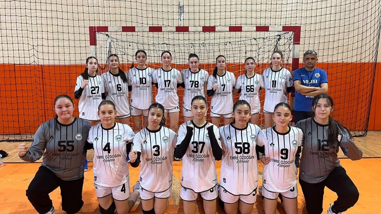 Kastamonu Hentbolda Zirveye Yürüyor Üç Takım Türkiye Finalleri’nde (3)