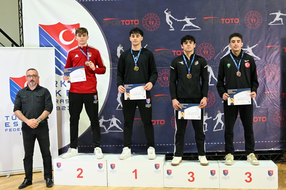 Kastamonu Üniversitesi'nde Kılıçlar Konuştu 379 Sporcu Turnuvada Ter Döktü! 1