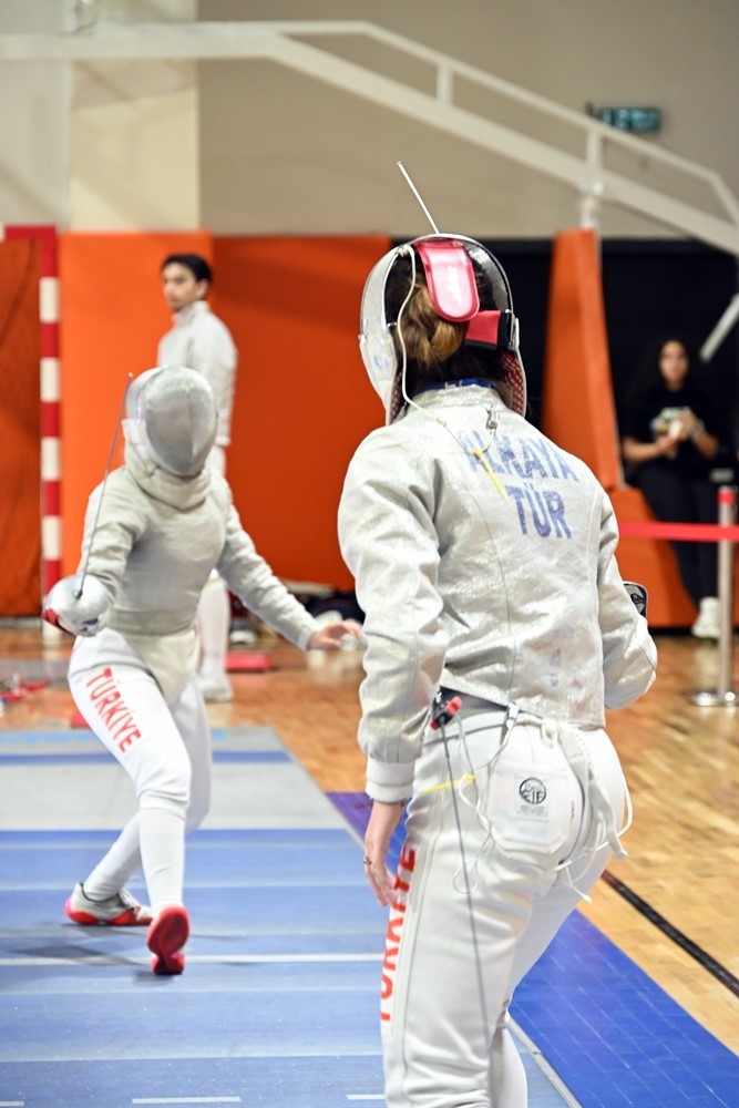 Kastamonu Üniversitesi'nde Kılıçlar Konuştu 379 Sporcu Turnuvada Ter Döktü!
