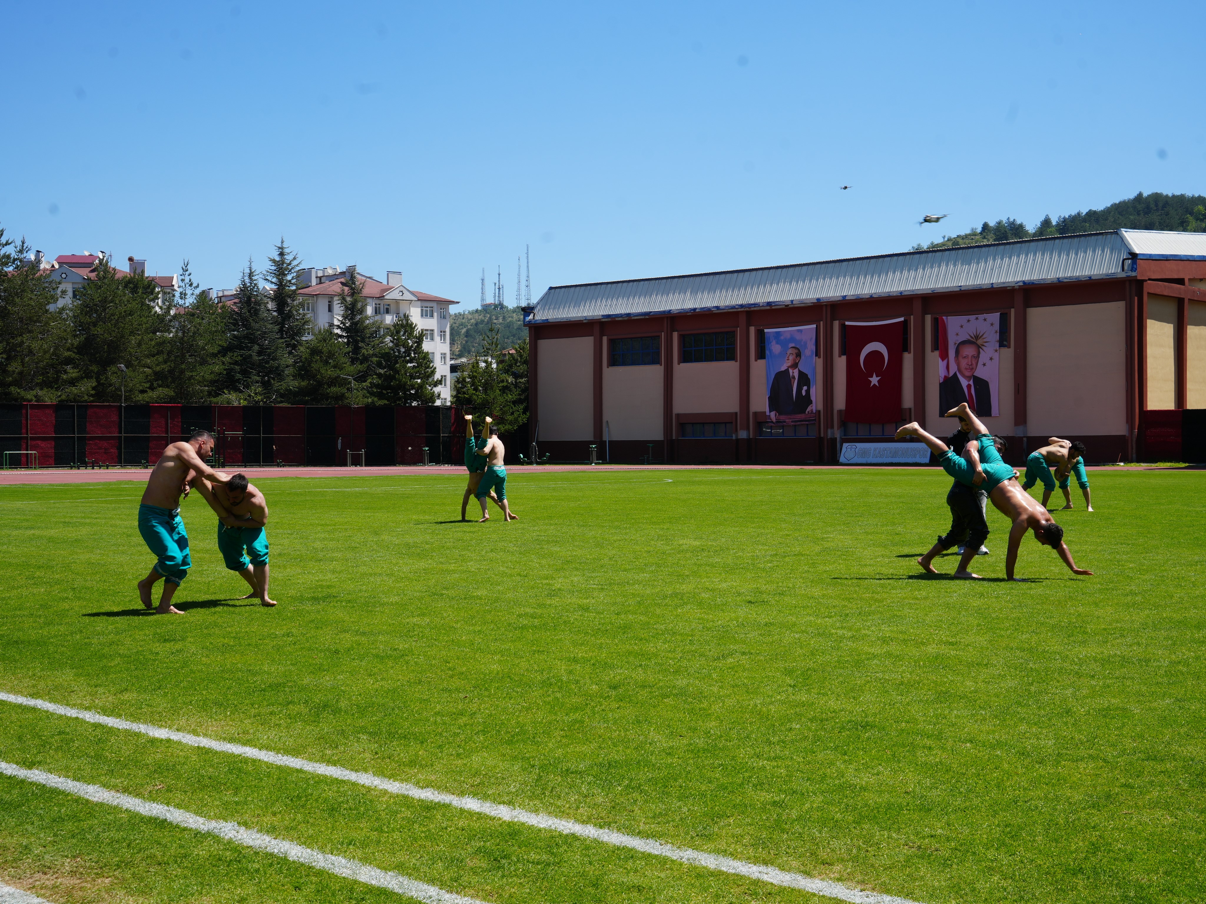 Kastamonu'da 19 Mayıs Coşkusu Komandoların Gösterisi Ayakta Alkışlandı! 4