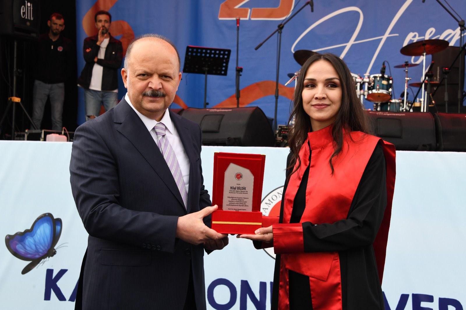 Kastamonu'da 4 Binden Fazla Öğrenciyi Mezuniyet Coşkusu Sardı 2
