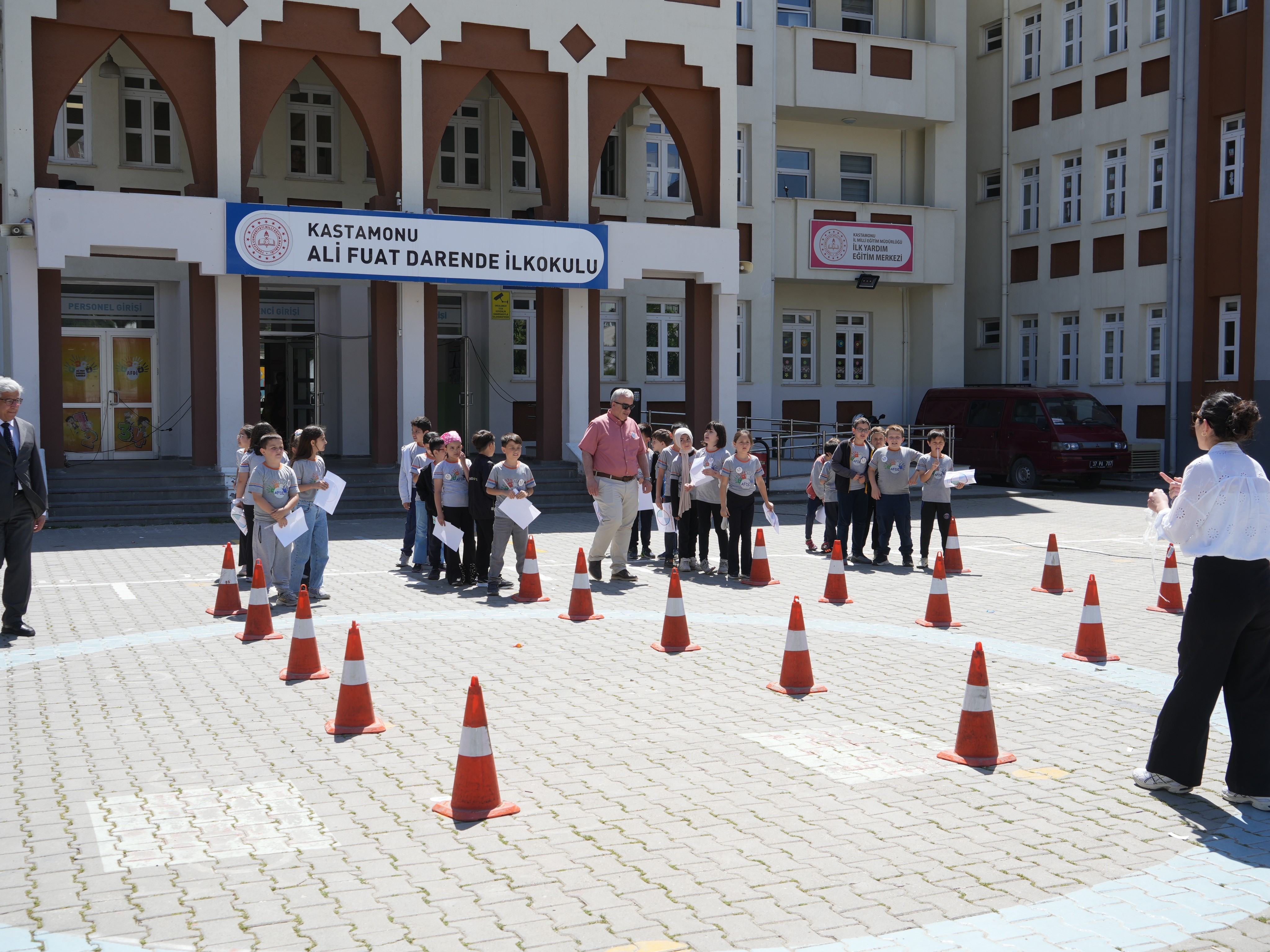 Kastamonu'da Başlatıldı Çocuklar Hem Sağlıklı Yaşam Eğitimi Aldı Hem De Eğlendi! 3