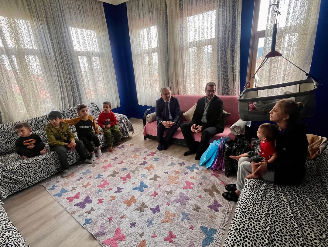 Kastamonu’da Bayram Havası Erken Başladı Şehit Aileleri Ziyaret Edildi! 1