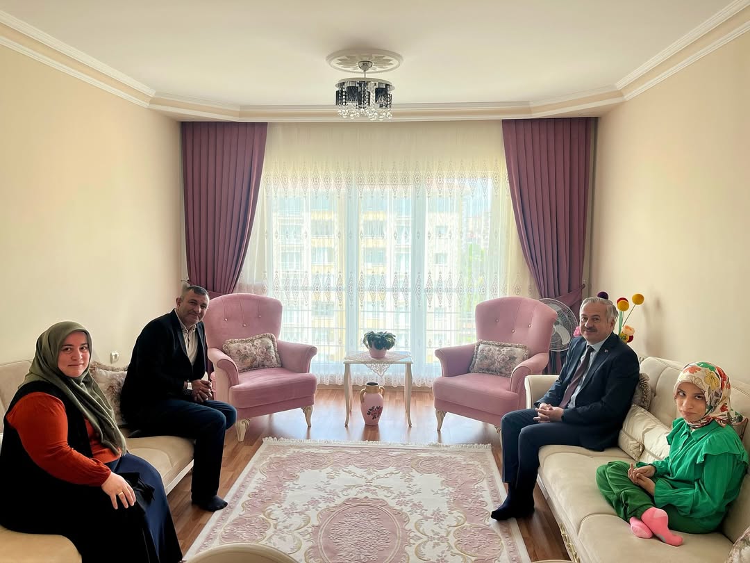 Kastamonu’da Bayram Havası Erken Başladı Şehit Aileleri Ziyaret Edildi! 8