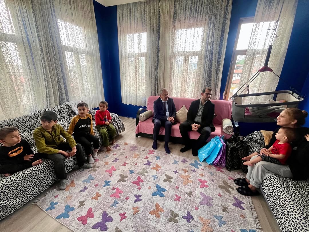 Kastamonu’da Bayram Havası Erken Başladı Şehit Aileleri Ziyaret Edildi!