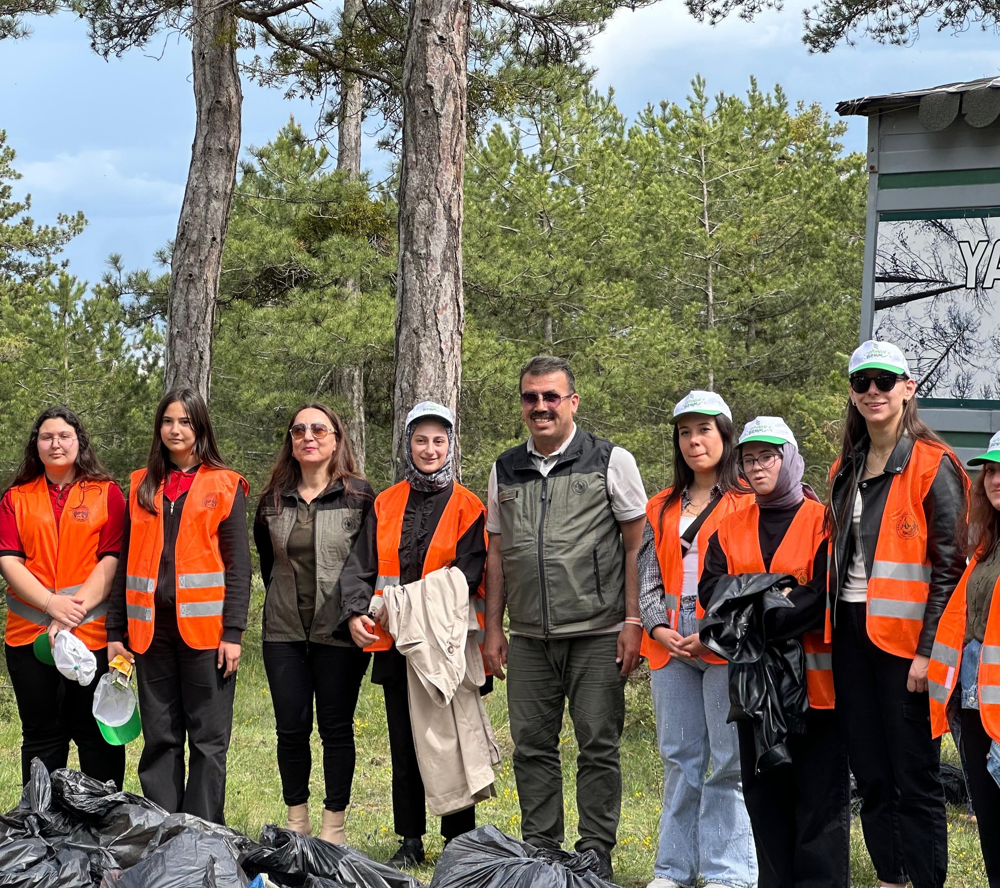 Kastamonu'da Protokol Üyeleri Ve Öğrenciler Orman Için Buluştu!