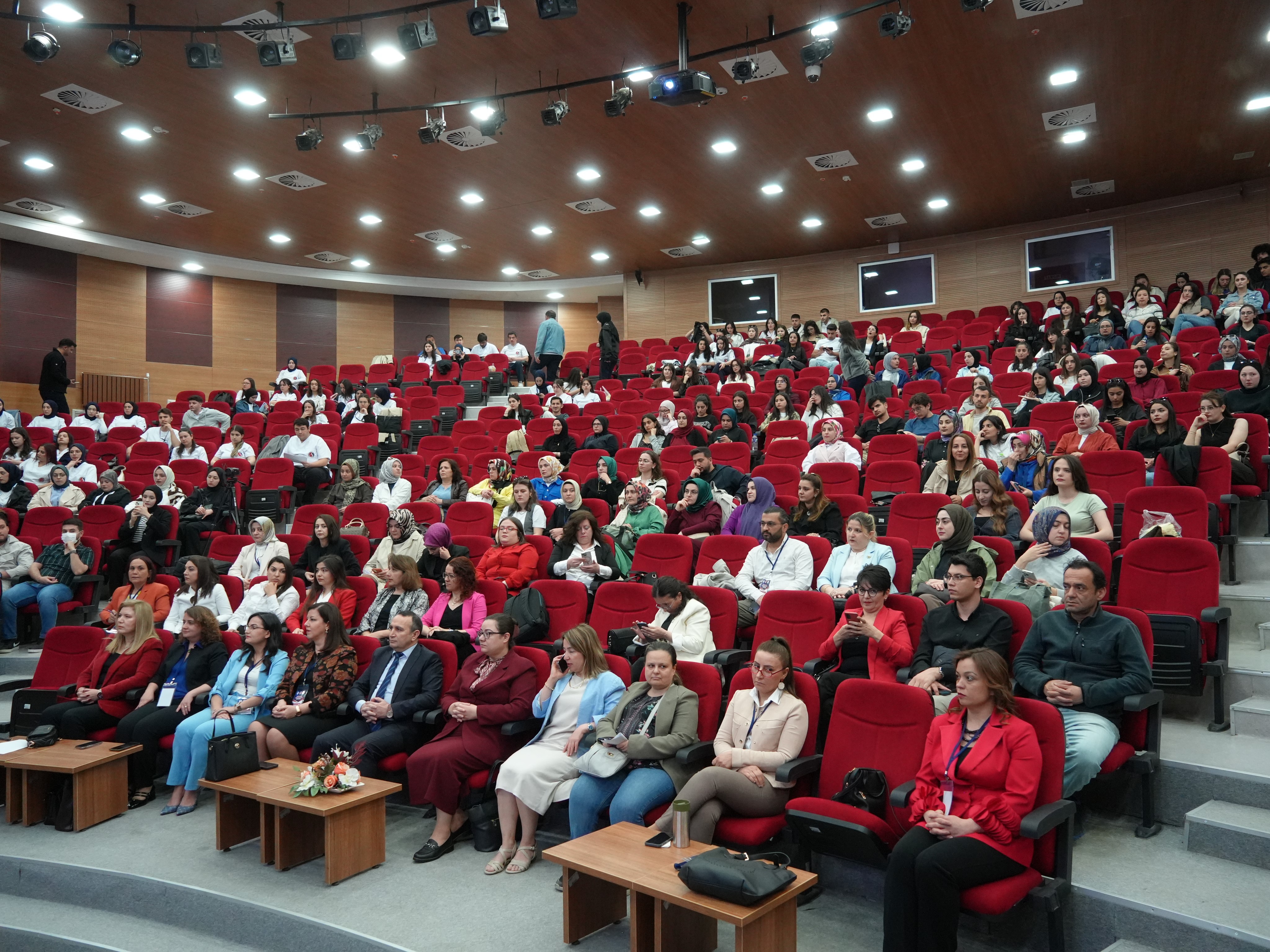 Kastamonu'da Yoğun Bakım Hemşirelerine Yönelik Eğitim! 6