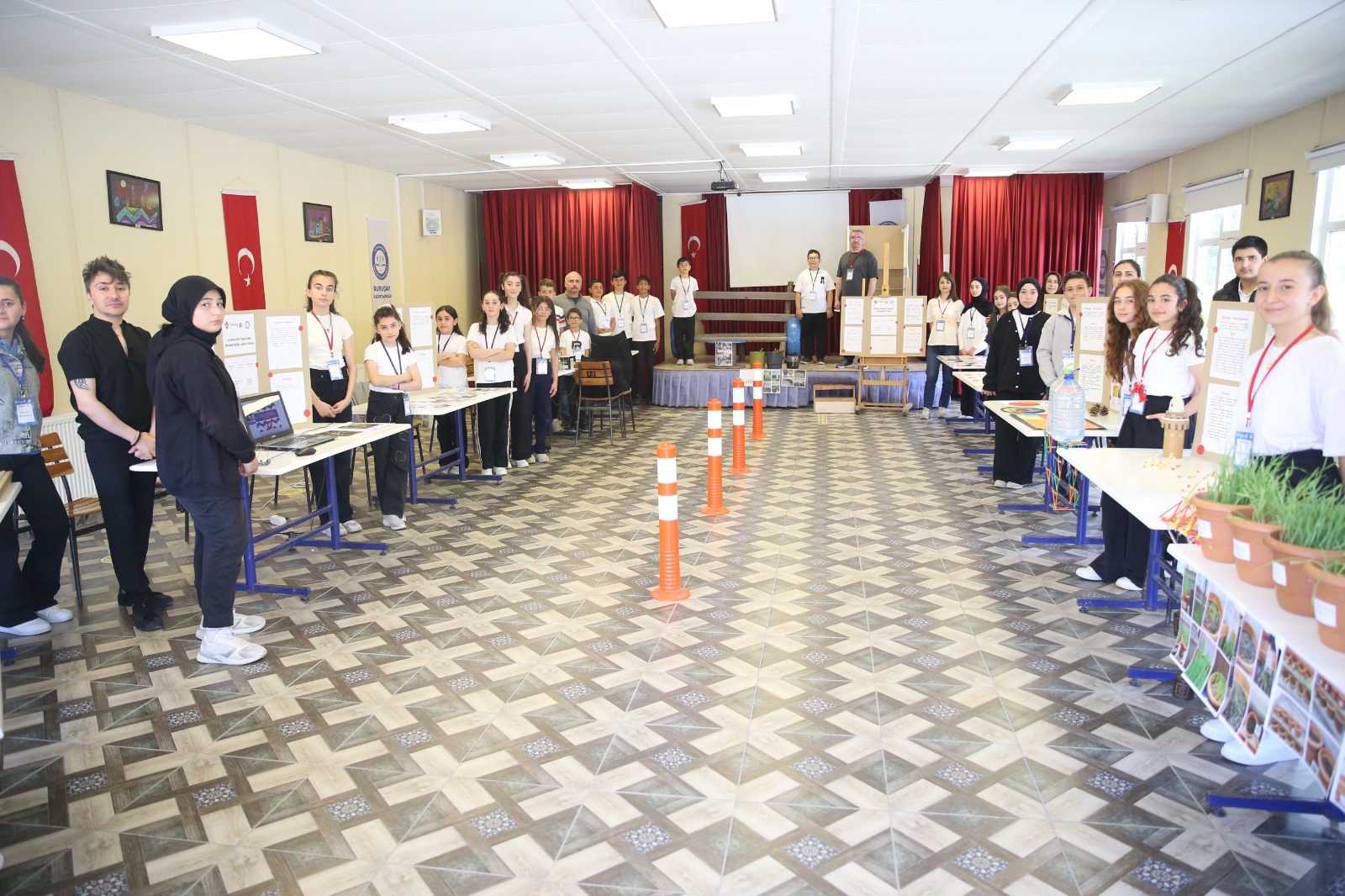 Kastamonu'daki Bilim Fuarında 36 Öğrenci 15 Proje Yer Aldı! 1