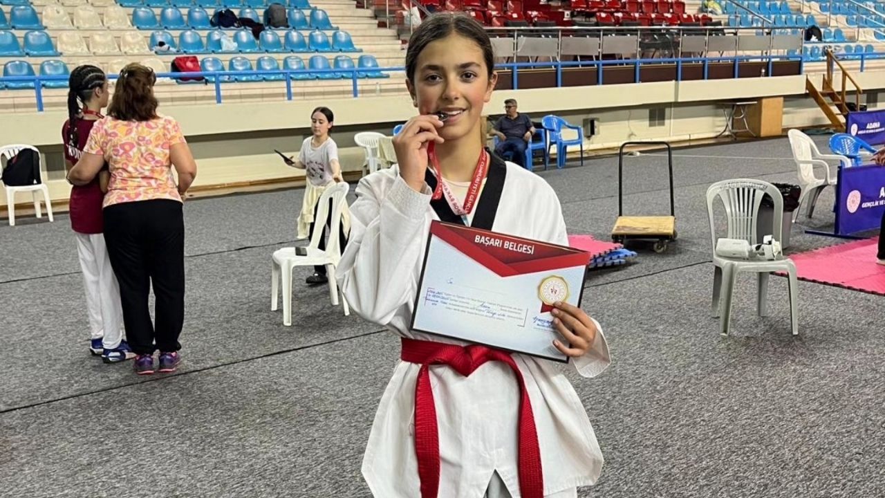 Kastamonu’nun Gururu Ela Nur Uluçay, Türkiye İkincisi Oldu (3)