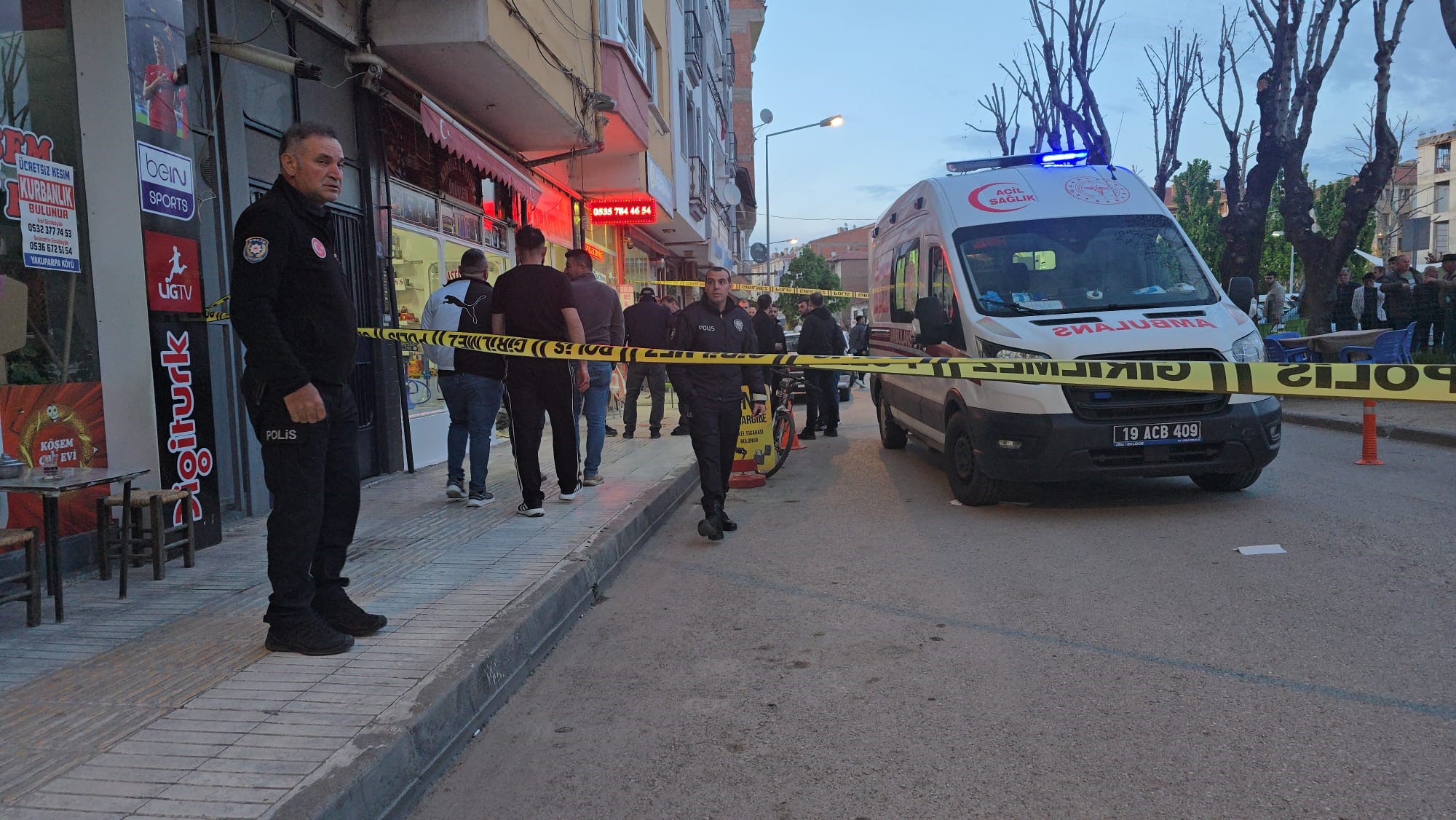 Kavgada Silahıyla Kendini Vurdu! 4