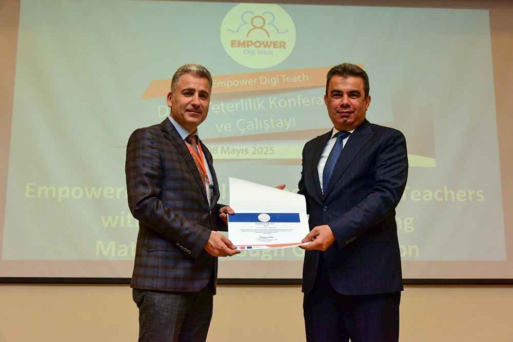 Kü'de Dijital Yerlilik Konferansı Yapıldı 3