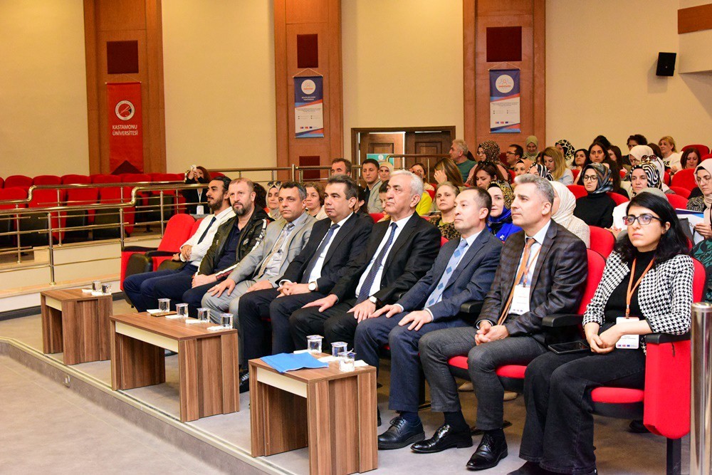 Kü'de Dijital Yerlilik Konferansı Yapıldı 5