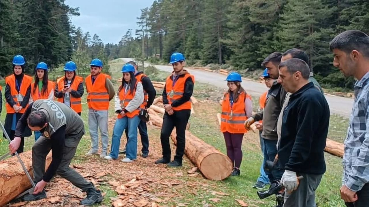 Orman Fakültesi Öğrencileri Kastamonu’da Saha Deneyimi Kazandı (2)