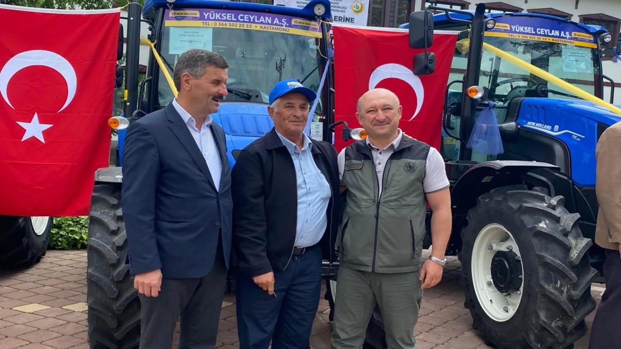 Orman Köylüsü Traktör (1)