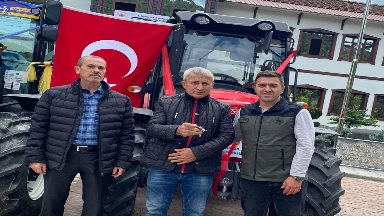 Orman Köylüsü Traktör (3)