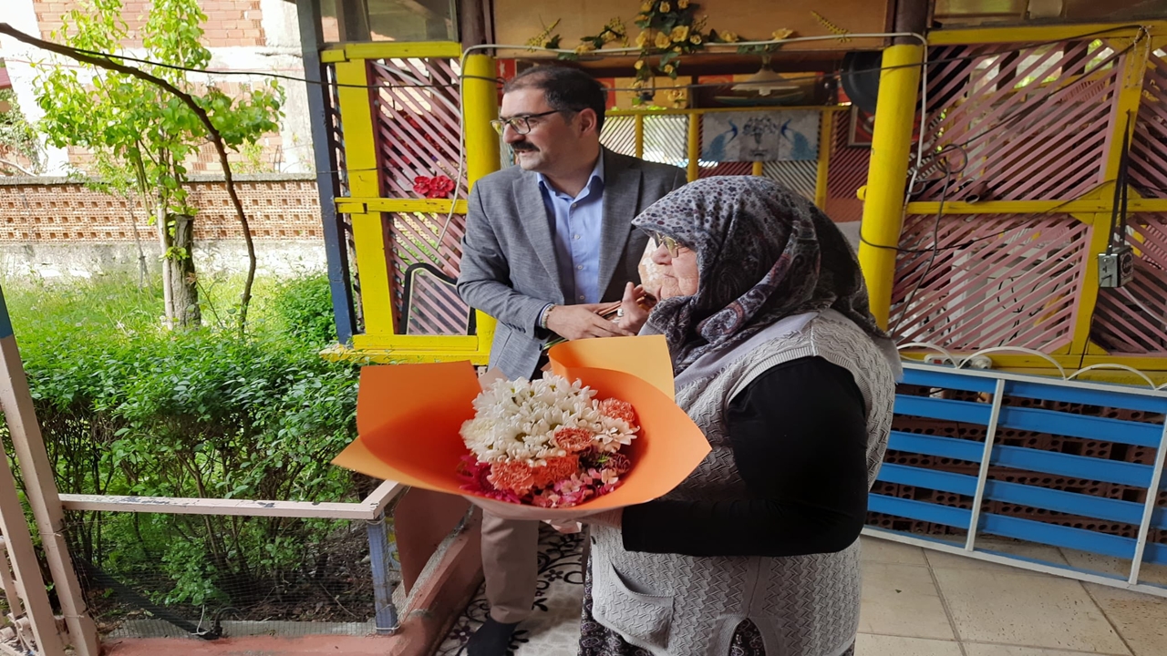 Şehit Ilker Narin Annesi (2)