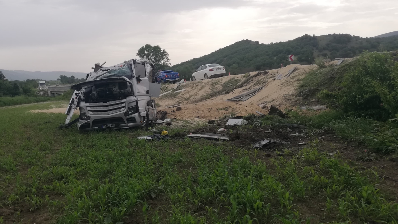 Taşköprü Hanü Trafik Kazası (1)