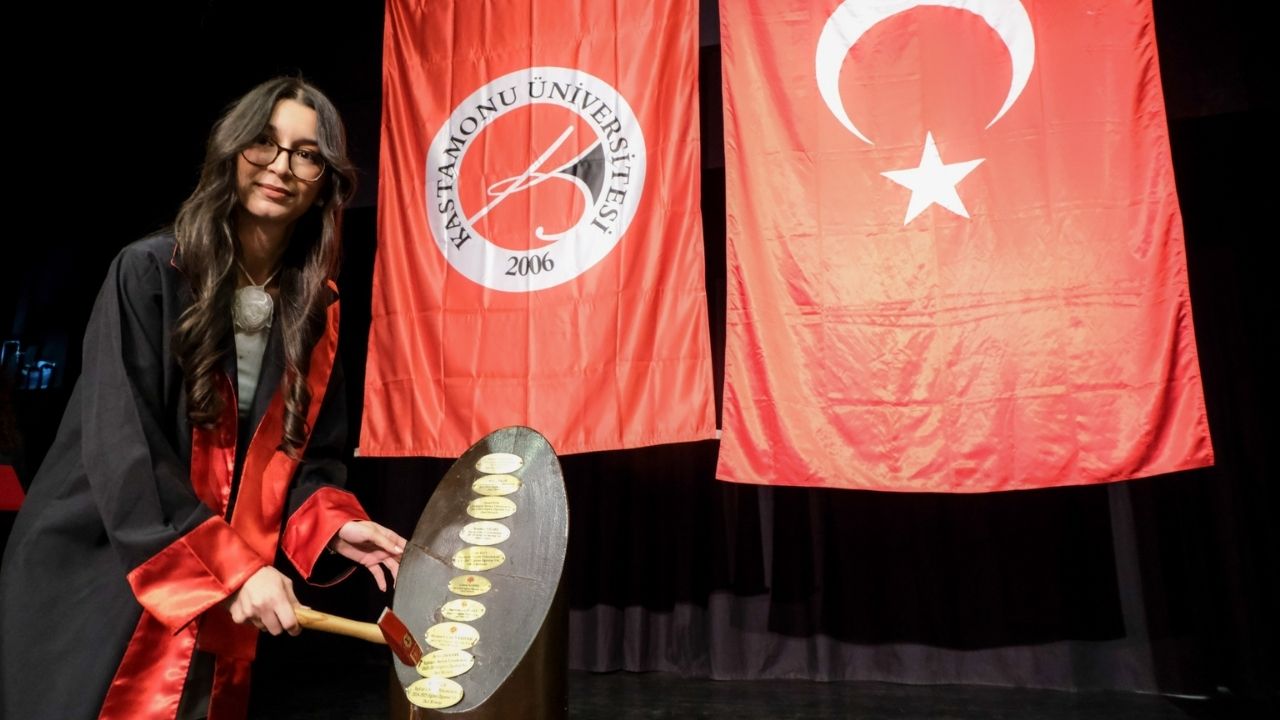 Taşköprü Myo’da Sahne Onlarındı Mezuniyet Töreni Göz Kamaştırdı (10)