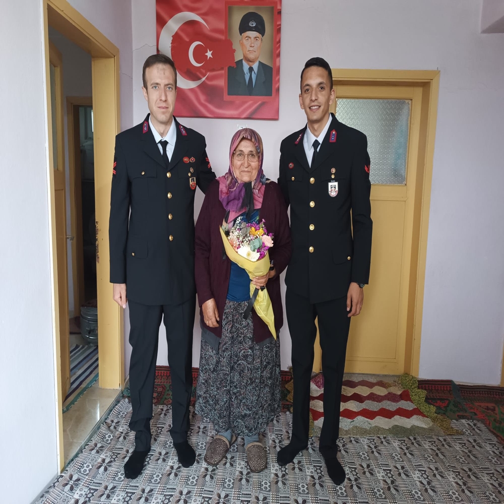 Taşköprü Şehit Anneleri Asker Çiçek (9)