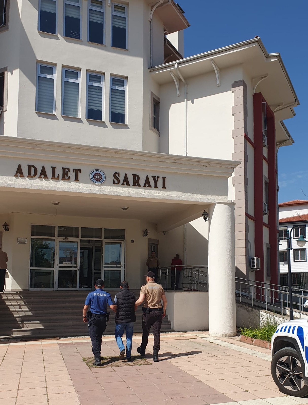 Taşköprü'de 14 Yıl 5 Ay Hapis Cezasıyla Aranan Şahıs Yakalandı