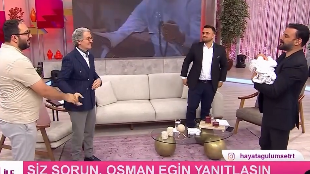 Taşköprü'de Müezzinlik Yapmıştı Trt 1’De Bebeğin Kulağına Ezan Okudu! 2