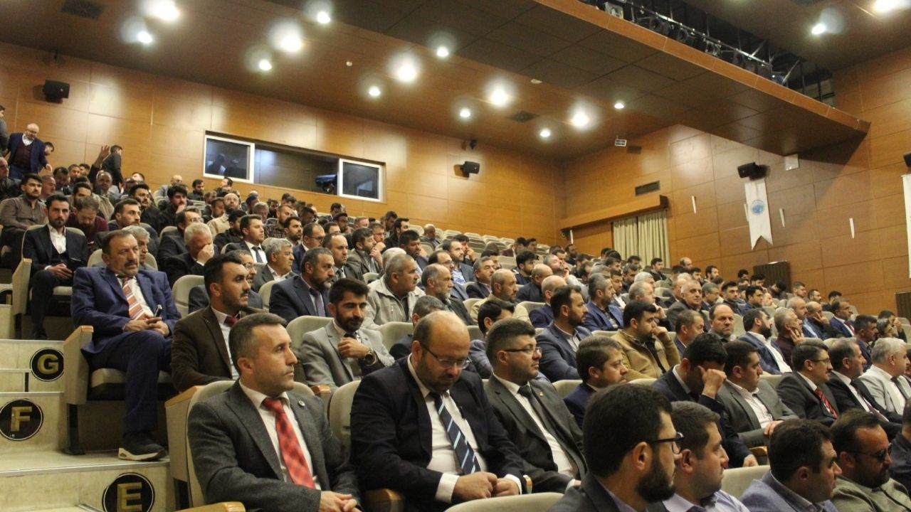 Taşköprülü Şair Yazar Ali Korkmaz Din Görevlilerine Yeni Kitabını Tanıttı (3)