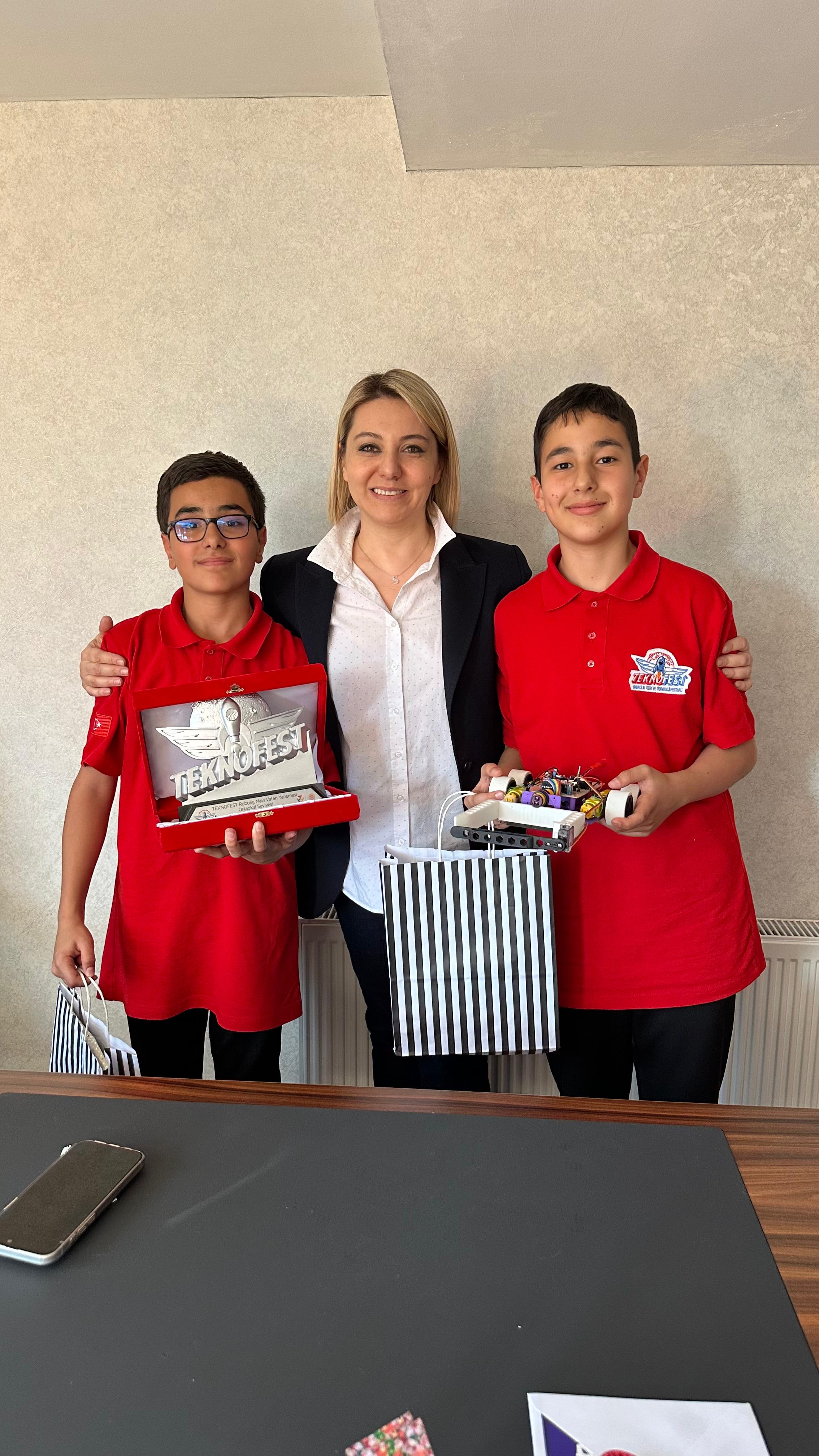 Taşköprü'nün Dünya İkincisi Öğrencileri Milletvekili Ekmekci Ile Buluştu 4