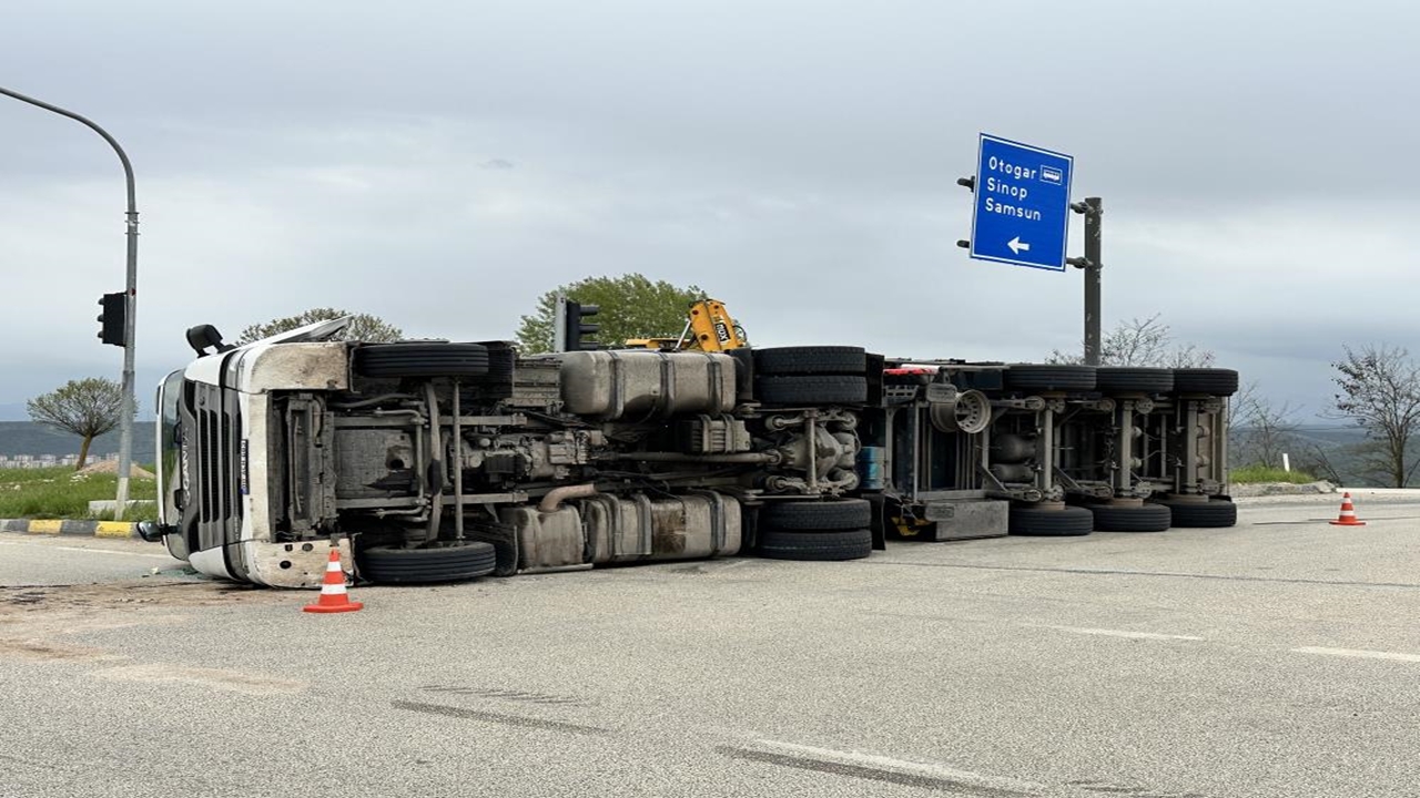 Tır Kazası Kastamonu Karabük Yolu (1)