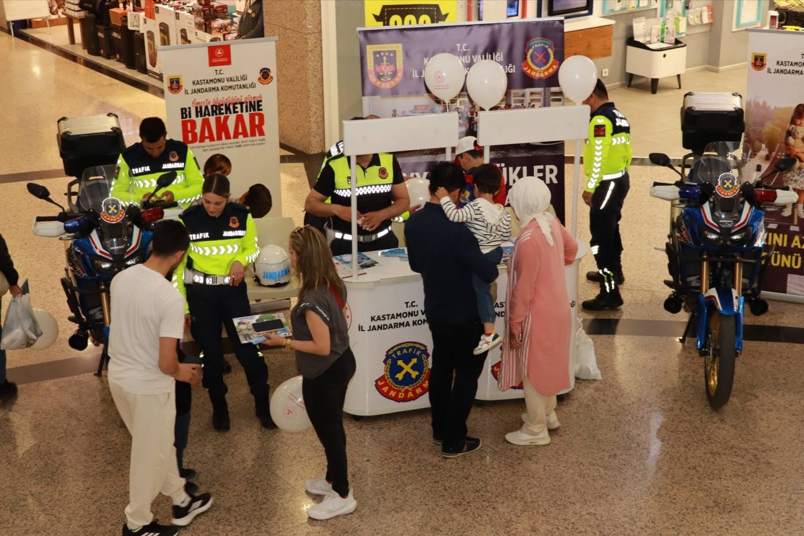 Trafikte Bilinç Için Kastamonu'da Stand Kuruldu 2
