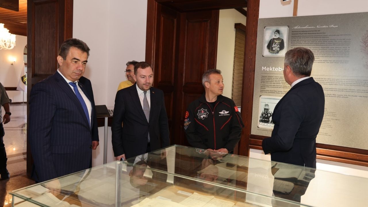 Türkiye'nin İlk Astronotu Gezeravcı Kastamonu’nun Asırlık Lisesinde (4)