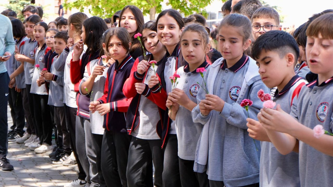 Uluslararası Başarıya Okulda Anlamlı Kutlama Taşköprü Robot Takımıyla Gururlandı (11)