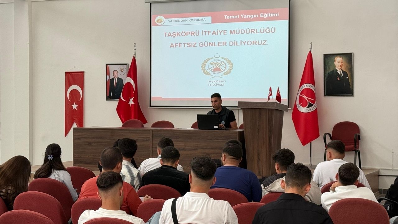 Yangın Tatbikatı Gerçeğini Aratmadı! Taşköprü Myo’da Uygulamalı Eğitim (3)