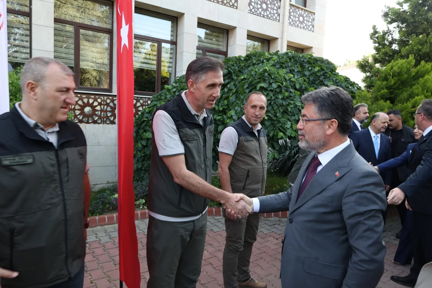 Bakan Yumaklı, Kastamonu’da Orman Kahramanlarıyla Bayramlaştı! 4