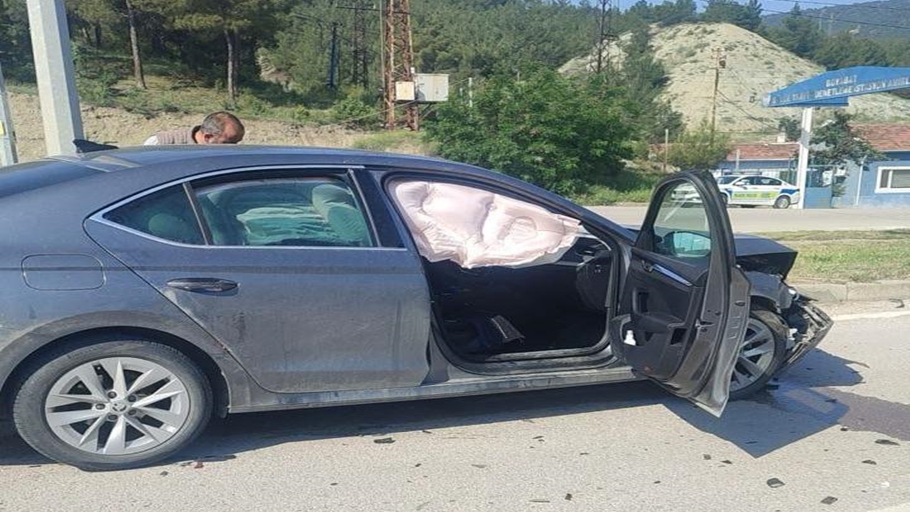 Boyabat Hanönü Yönü Trafik Kazası (1)