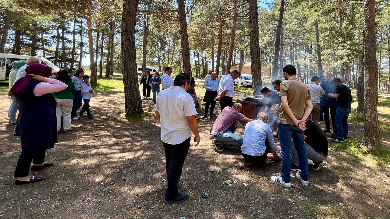 Çocuklar Piknik (3)