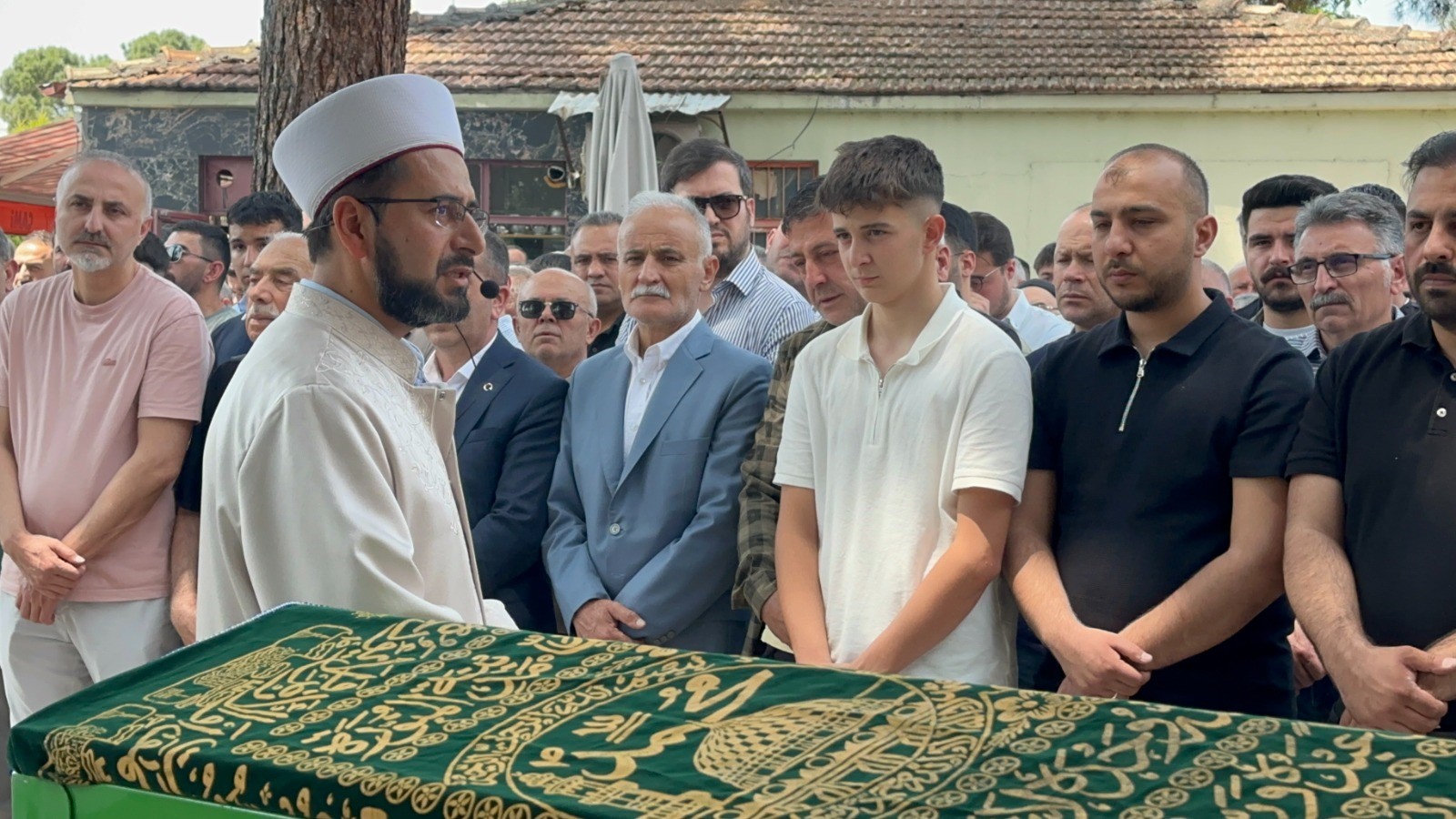 Feci Kaza Otomobiller Çapıştı 1 Kişi Hayatını Kaybetti 3