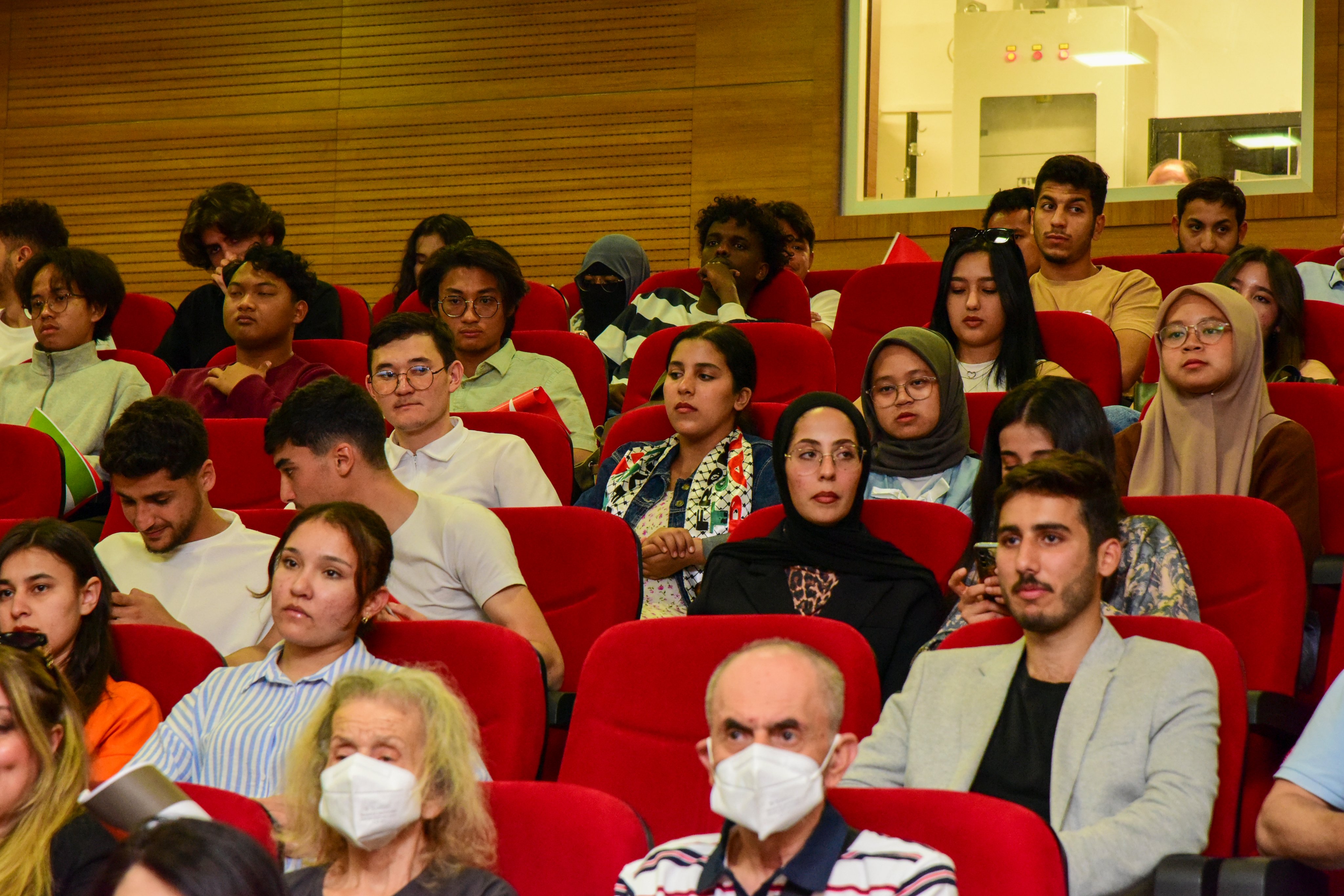 Filistinli Öğrenciler Kastamonu’dan Memleketlerine Ses Oldu