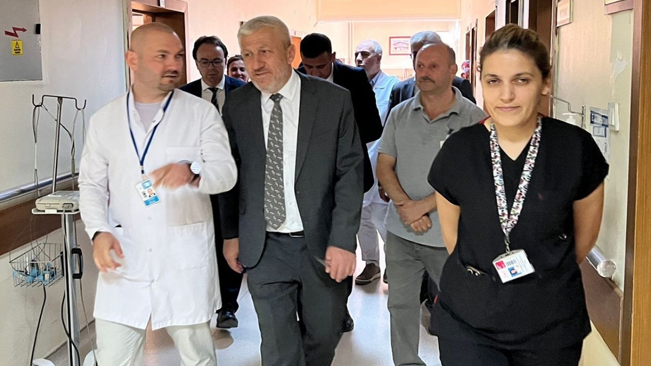 İl Sağlık Müdürü Dr. Yavuzyılmaz’dan Fizik Tedavi Hastanesine Değerlendirme Ziyareti (1)