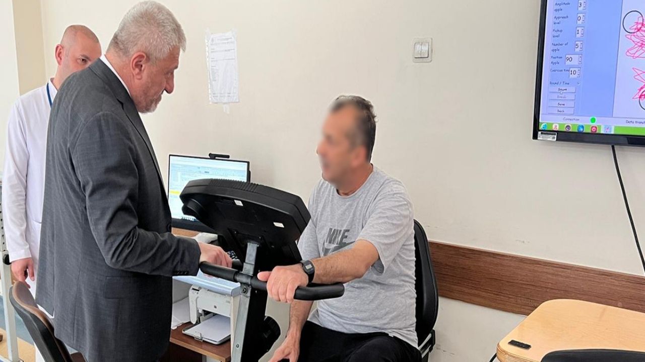 İl Sağlık Müdürü Dr. Yavuzyılmaz’dan Fizik Tedavi Hastanesine Değerlendirme Ziyareti (2)