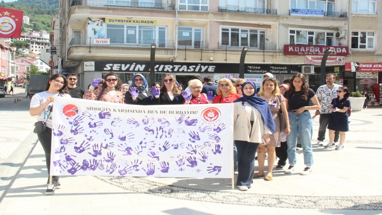 Inebolu Kadınlar Yürüyüş (3)