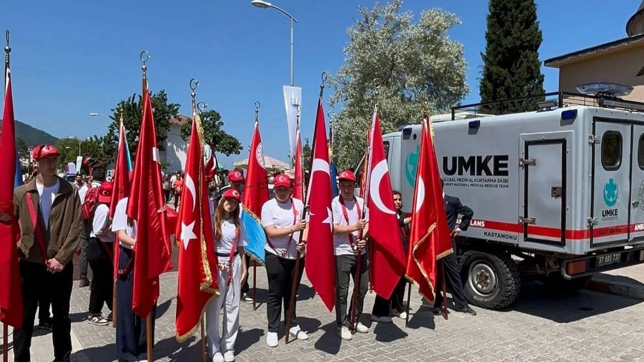 İstiklal Yolu’nda Hayat Nöbeti Kastamonu Umke Görev Başındaydı (4)