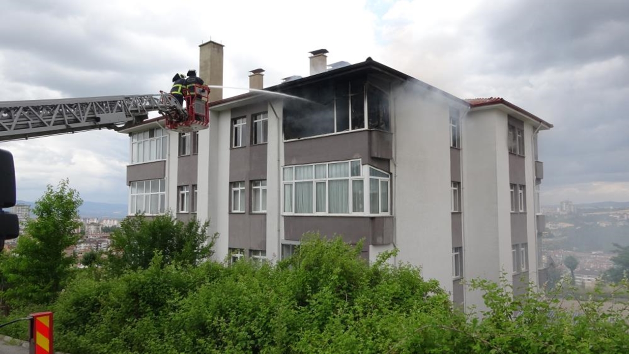 Kastamonu Da Çıkan Yangın Söndürüldü (3)