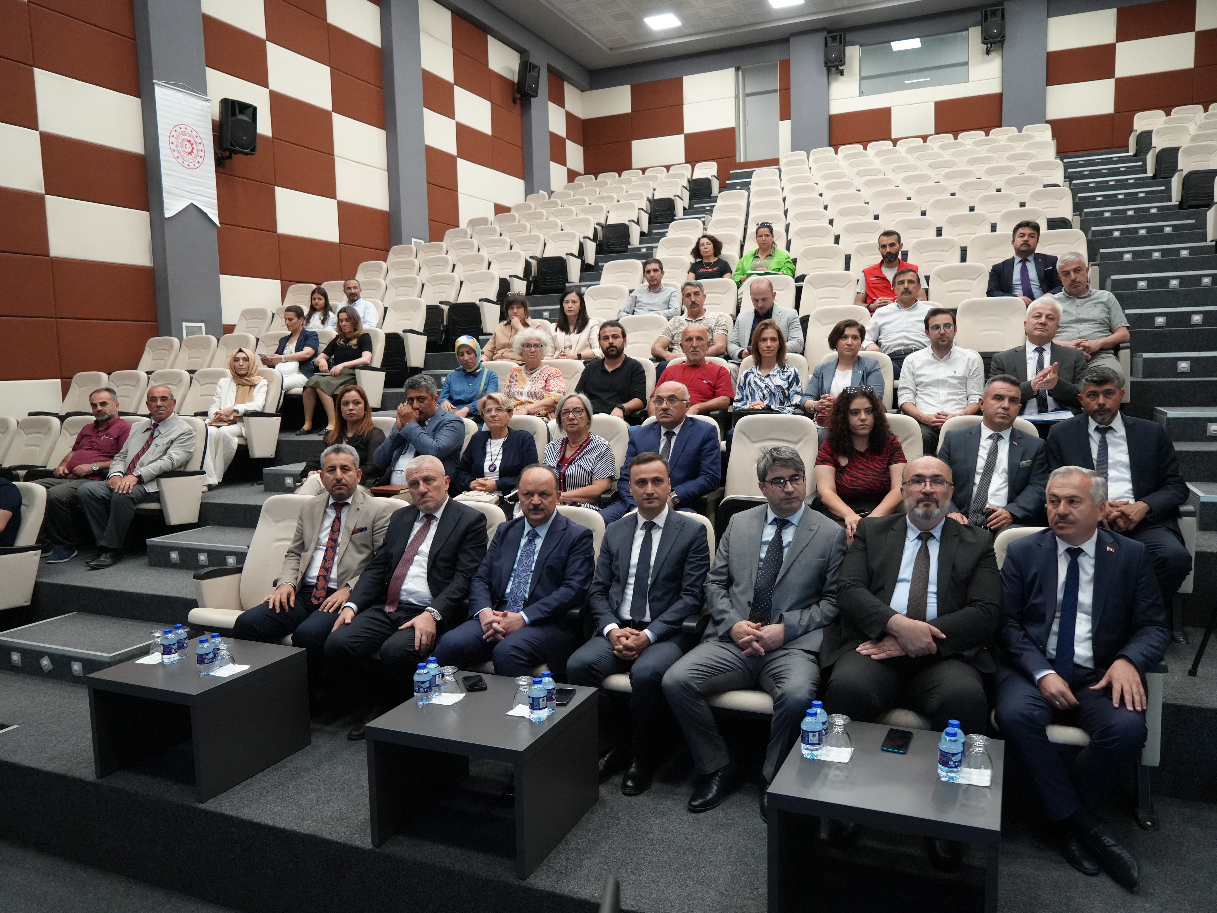 Kastamonu Da Dahil 3 Ildeki Yaşlıların Refahı Ele Alındı 12