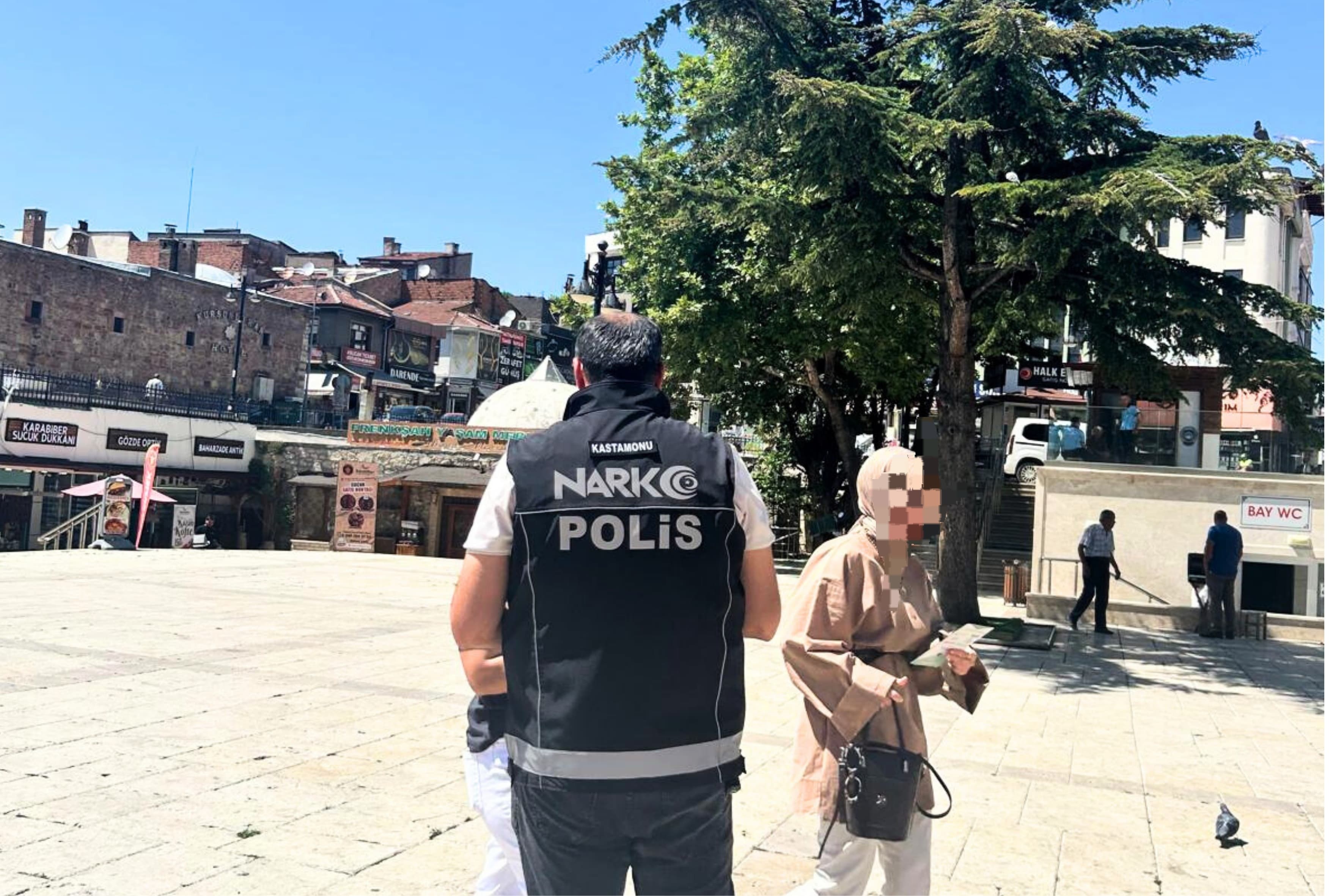 Kastamonu Emniyeti Saha Çalışmasıyla Vatandaşları Bilinçlendirdi