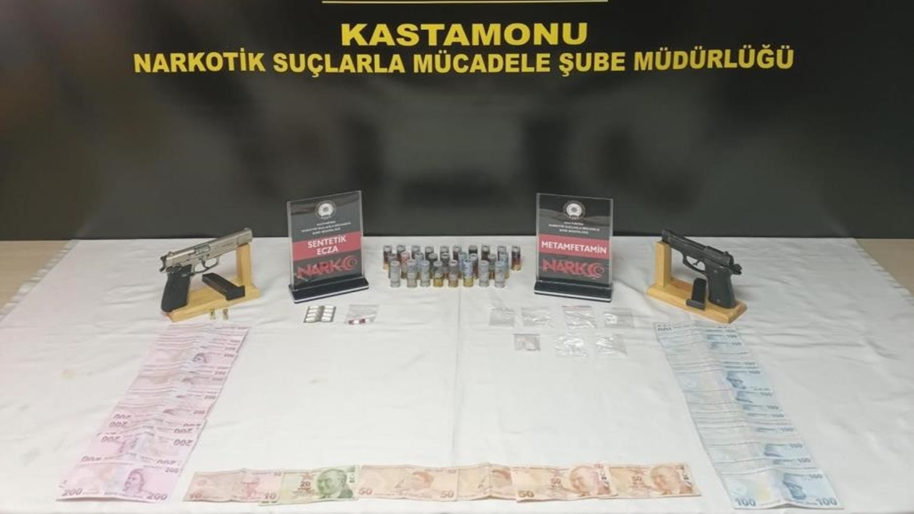 Kastamonu Mahkeme Gözaltı (1)