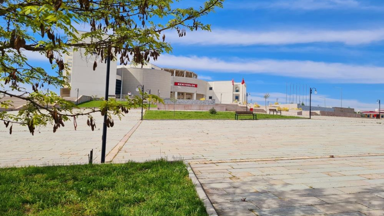 Kastamonu Rektörlük