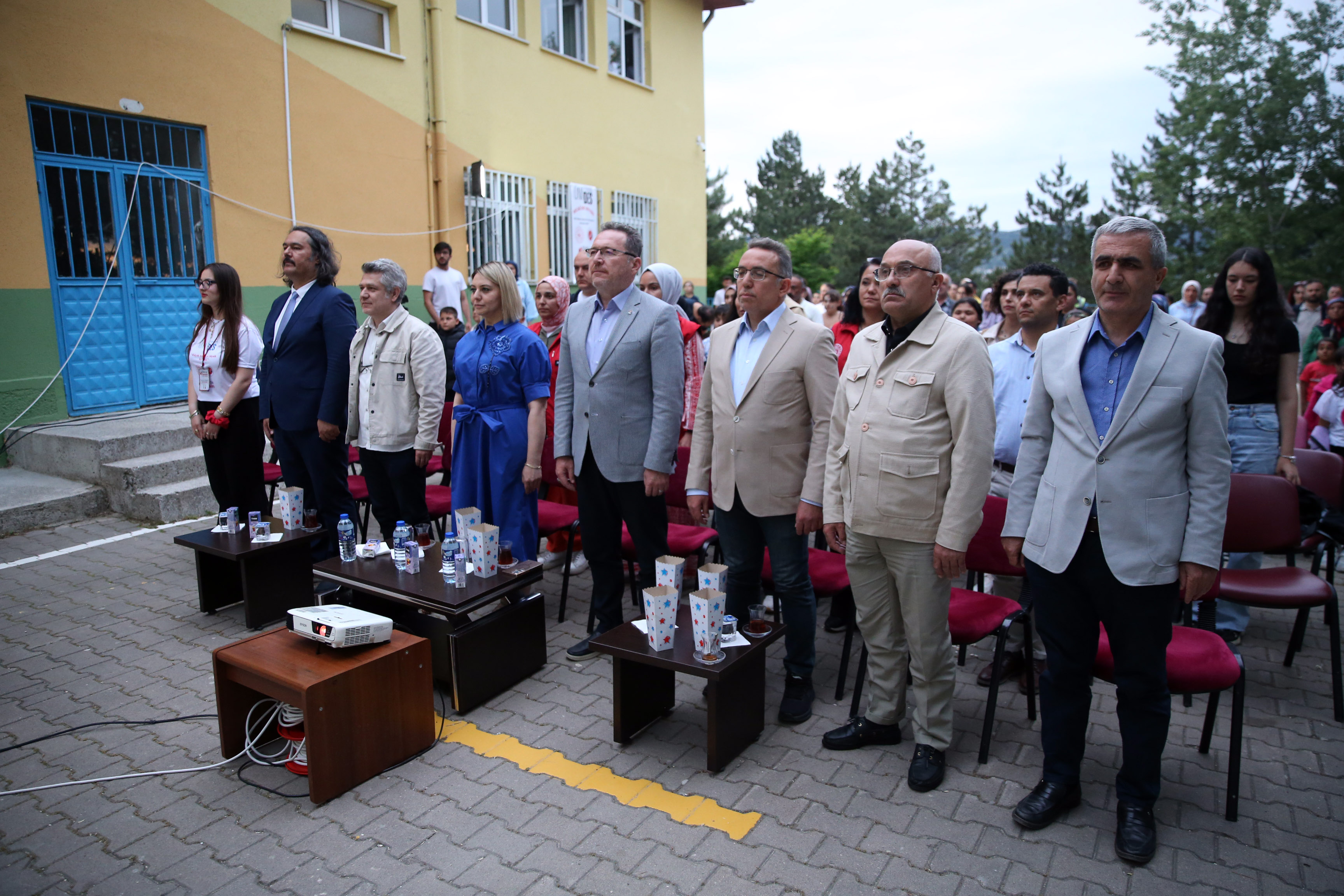 Kastamonu Üniversitesi Öğrencileri Açık Hava Sineması Etkinliği Düzenledi 7